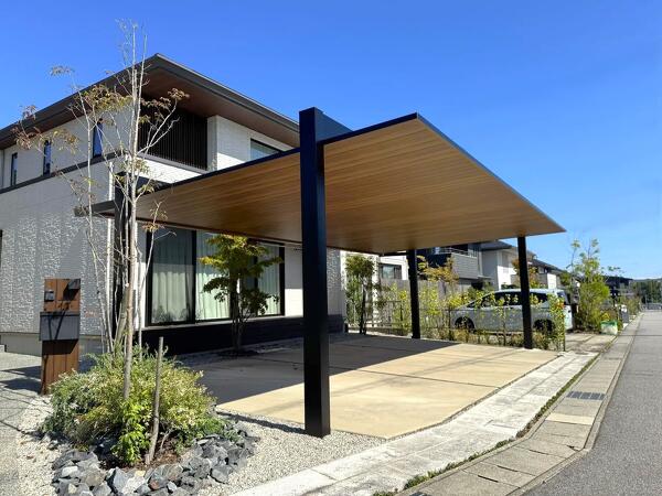 三協アルミ　カーポートＦⅡ　3台用木調色